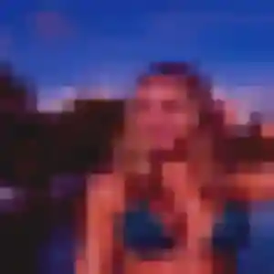 rencontre sexy à Agde : profil de Brune, 24 ans - accès libre