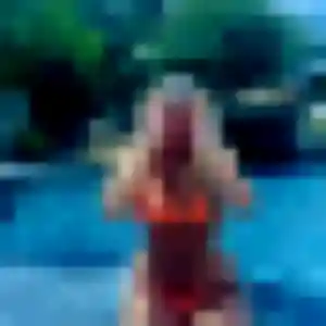 Jolie Bettina, 30 ans à Aramon - voir sa photo
