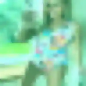 Corinne, 27 ans, en ligne à Bernis pour une rencontre coquine