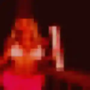 Amel (20 ans) à Boivre-la-Vallée propose une rencontre maintenant