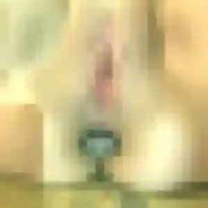 Pauline, 33 ans, disponible à Caluire-et-Cuire pour une rencontre coquine