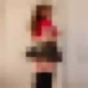 Erika, femme de 33 ans propose rencontre sexy à Carignan-de-Bordeaux