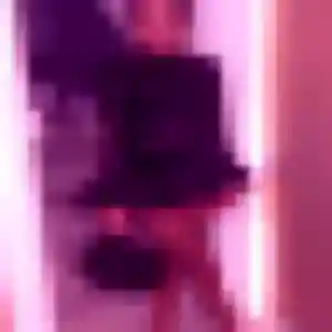 Geneve, 22 ans, en ligne à Castres pour une rencontre coquine