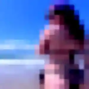 Whitney, 20 ans, en ligne à Colayrac-Saint-Cirq pour une rencontre coquine