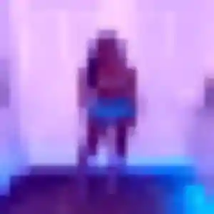 Renee, 23 ans, disponible à Échillais pour une rencontre coquine