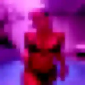 Quitterie, 25 ans, connectée à Givors pour une rencontre coquine
