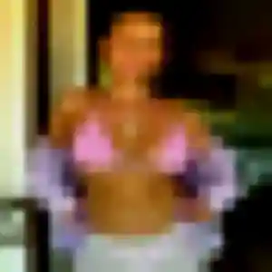 Audrey, 40 ans, dispo pour rencontre sexy à La Tour-de-Salvagny