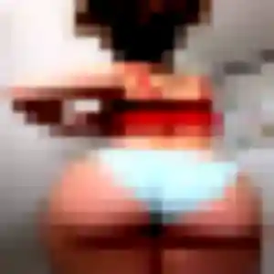 Rejoins Romane, 20 ans à Les Angles en privé