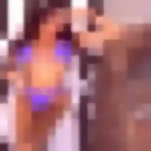 Heloise, 21 ans, en ligne à Lherm pour un rencontre sexy