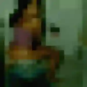 Photo de Melanie à Luc-la-Primaube (45 ans) - rencontre sexy anonyme