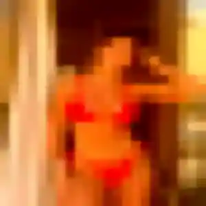 Anastasia, 28 ans, connectée à Miramont-de-Guyenne pour une rencontre coquine