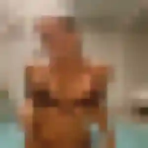 Contacte Isabella, 22 ans à Montesquieu-Volvestre en privé