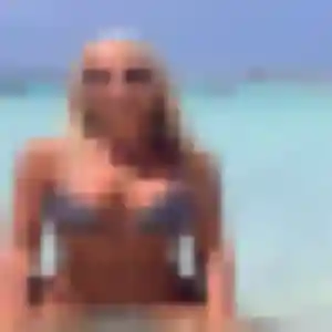 Kelly, 21 ans, disponible à Nègrepelisse pour une rencontre coquine