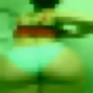 Heloise, 23 ans, connectée à Pradines pour une rencontre coquine