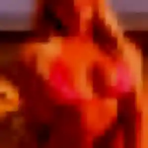 Sexy Lina, 26 ans à Réalmont - la contacter