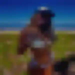 Cecile de Rochechouart, 19 ans - rencontre sexy discret