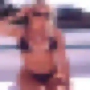 Photo de Estelle à Saint-André (42 ans) - rencontre sexy discret