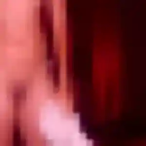 Leontine (34 ans) à Saint-Hilaire-de-Brethmas propose une rencontre rapidement