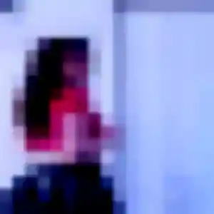 Yasmine, 35 ans, connectée à Saint-Jean-de-Liversay pour une rencontre coquine