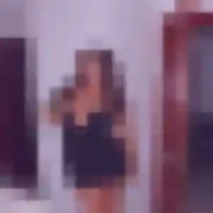 Contacte Lena, 35 ans à Saint-Michel gratuitement