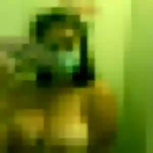 Adeline, femme de 25 ans veut rencontre sexy à Sainte-Foy-lès-Lyon