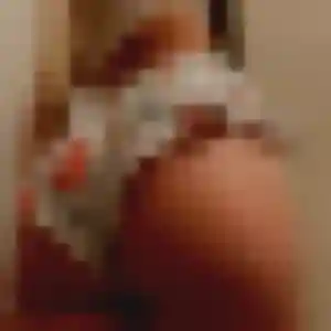 Joana, 22 ans, en ligne à Thurins pour une rencontre coquine